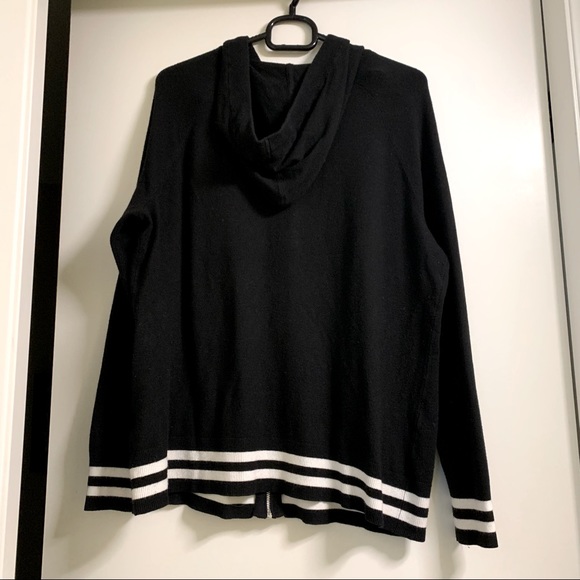 Love & Legend Black Light sweater jacket: 1X - Picture 2 of 4